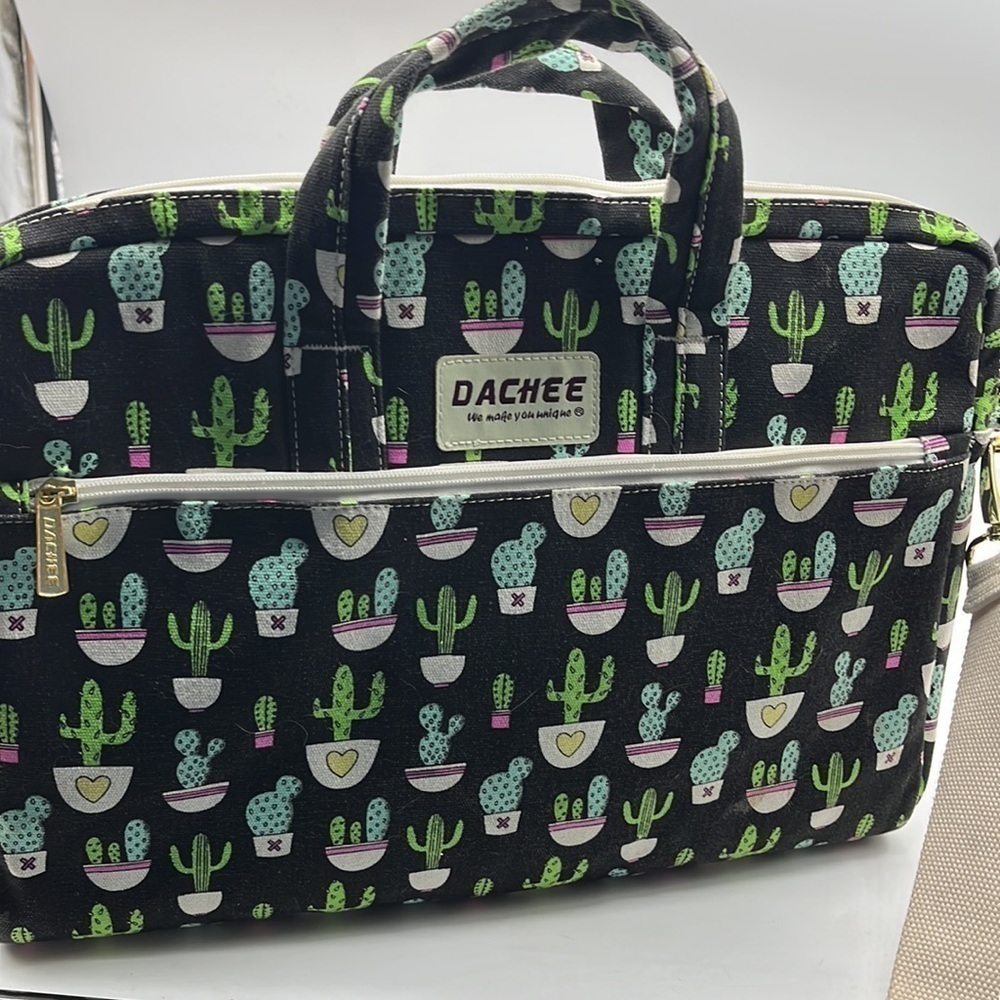 Dachee Cactus Pattern Laptop Bag Black Green MCB4531L